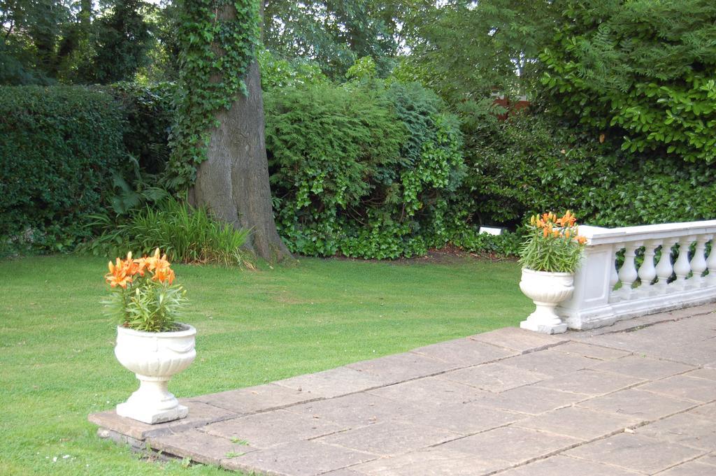 Brook House Hotel Walton-le-Dale Exterior photo